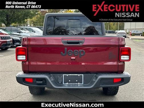 2022 Jeep Gladiator Sport