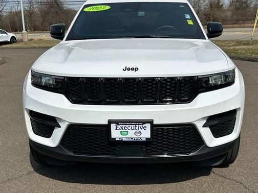 2023 Jeep Grand Cherokee Altitude