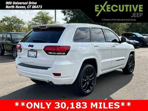 2022 Jeep Grand Cherokee WK Laredo