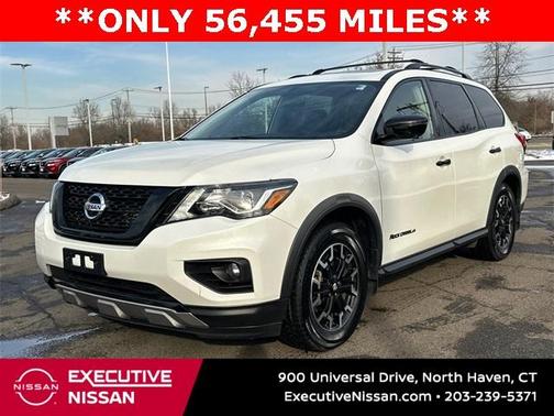 2020 Nissan Pathfinder SL