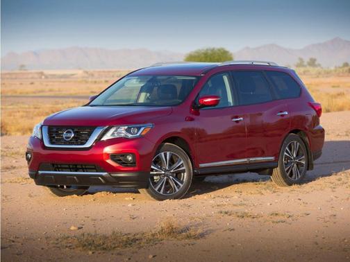White 2020 Nissan Pathfinder SL
