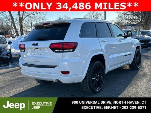 2022 Jeep Grand Cherokee WK Laredo