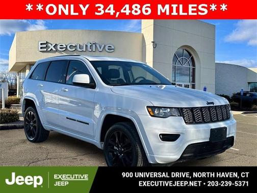 White 2022 Jeep Grand Cherokee WK Laredo SUV