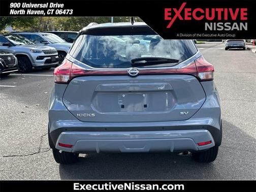 2023 Nissan Kicks SV