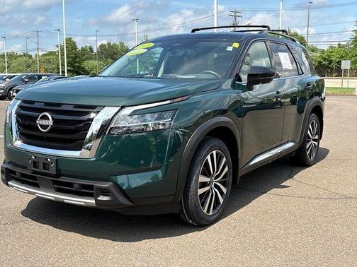 2 Tone Green / Black Roof 2023 Nissan Pathfinder Platinum