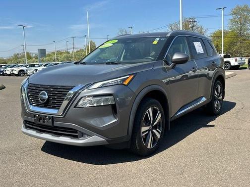 Gun Metallic 2021 Nissan Rogue SL