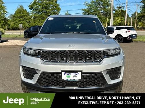 2025 Jeep Grand Cherokee Laredo X