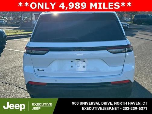 2025 Jeep Grand Cherokee Laredo