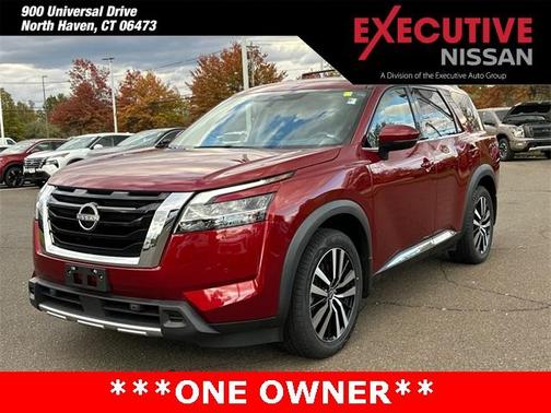 2023 Nissan Pathfinder Platinum