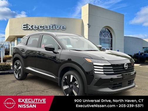 Super Black 2025 Nissan Kicks SR