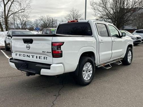 2023 Nissan Frontier SV