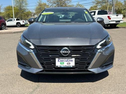 Gun Metallic 2024 Nissan Altima 2.5 SL