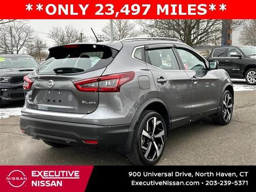 2022 Nissan Rogue Sport SL