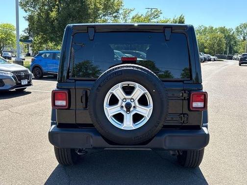 Black 2022 Jeep Wrangler Unlimited Sport