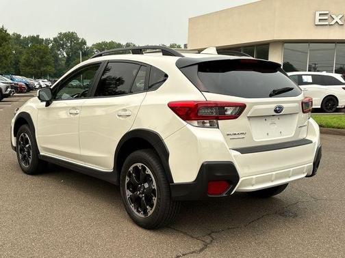 Crystal White Pearl 2022 Subaru Crosstrek Premium