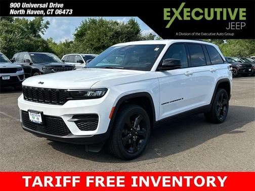 2025 Jeep Grand Cherokee Laredo
