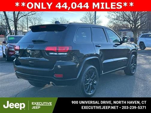 2022 Jeep Grand Cherokee WK Laredo