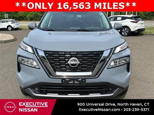 2022 Nissan Rogue SL