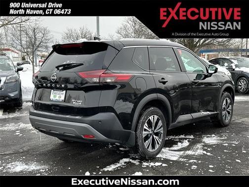 2022 Nissan Rogue SV