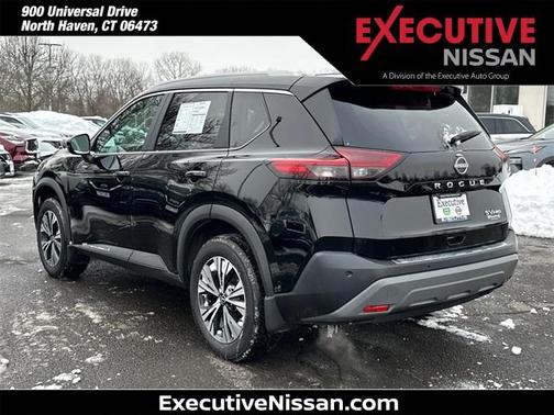 2022 Nissan Rogue SV