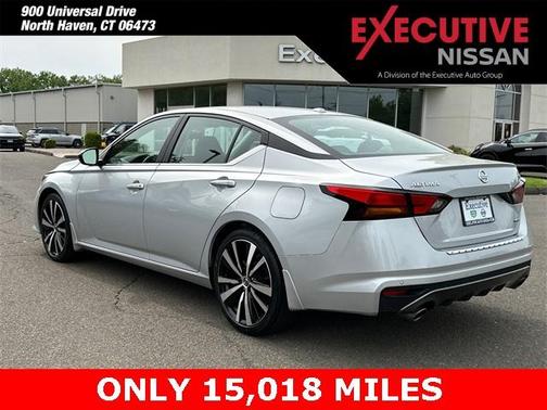 2022 Nissan Altima 2.0 SR