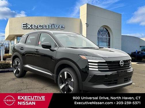 Super Black 2025 Nissan Kicks SR