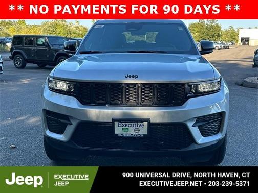 2025 Jeep Grand Cherokee Laredo