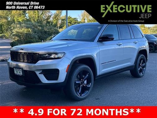 2025 Jeep Grand Cherokee Laredo
