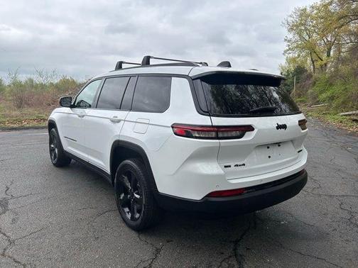 White 2023 Jeep Grand Cherokee L Limited