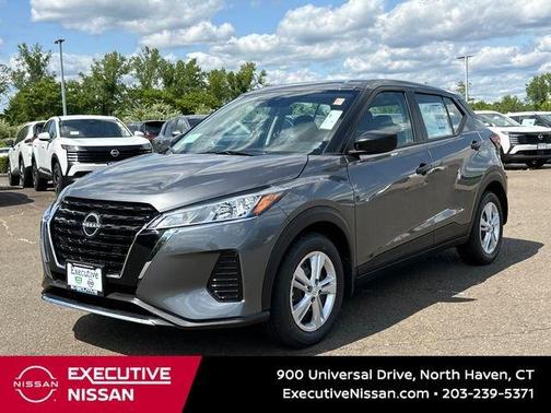 Gun Metallic 2025 Nissan Kicks Play S