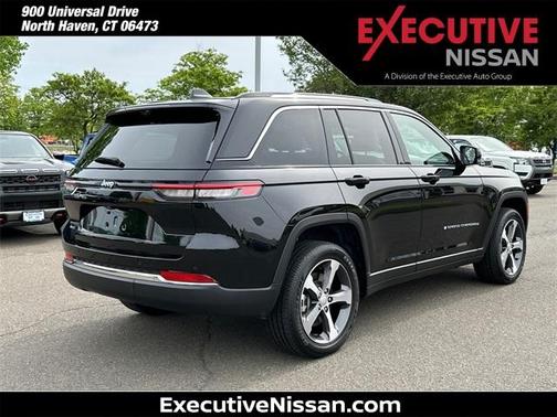 2023 Jeep Grand Cherokee 4xe Base