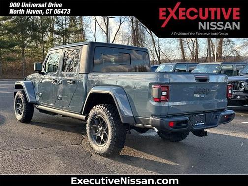 2026 Jeep Gladiator Sport