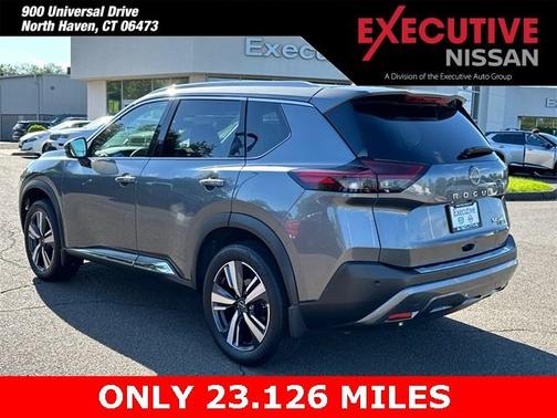 2022 Nissan Rogue SL