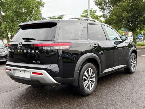 Black 2024 Nissan Pathfinder SL