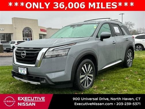 2022 Nissan Pathfinder Platinum