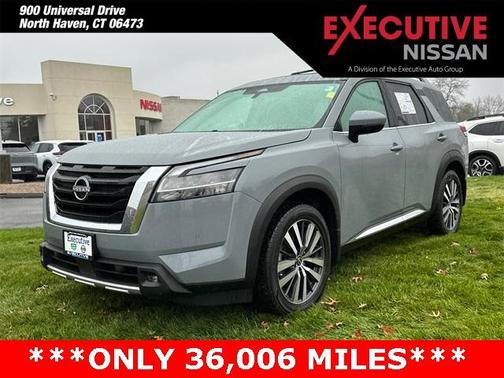 2022 Nissan Pathfinder Platinum