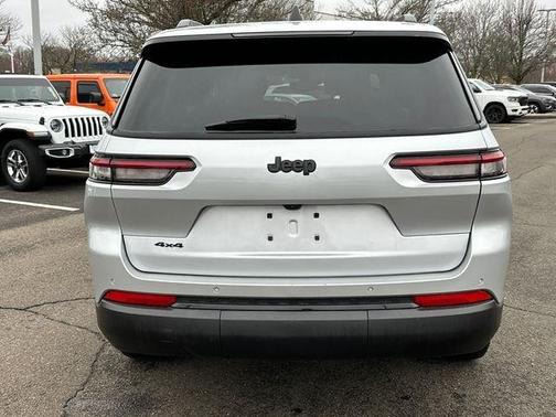 2023 Jeep Grand Cherokee L Laredo