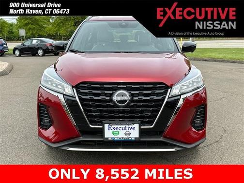 2023 Nissan Kicks SR