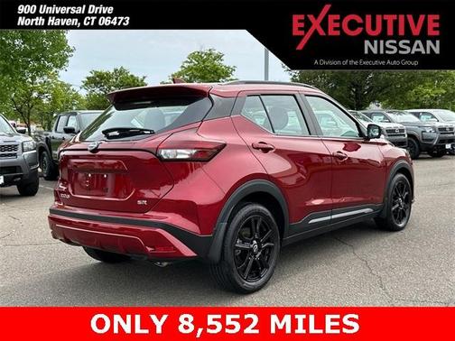 2023 Nissan Kicks SR