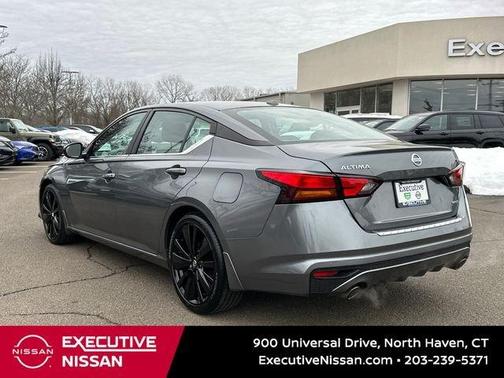 2021 Nissan Altima 2.0 SR