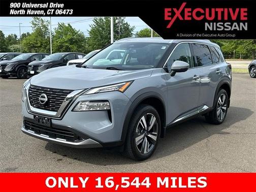 2022 Nissan Rogue SL