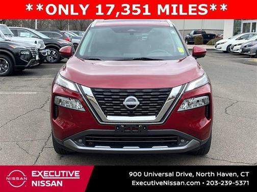 2022 Nissan Rogue SL