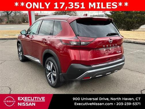 2022 Nissan Rogue SL