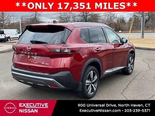 2022 Nissan Rogue SL