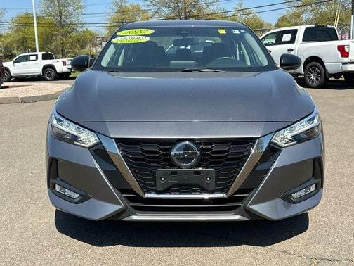 Gun Metallic 2023 Nissan Sentra SR