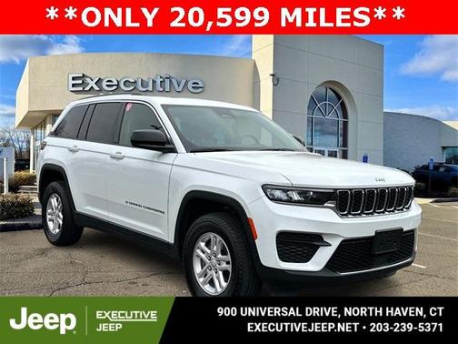 2023 Jeep Grand Cherokee Laredo