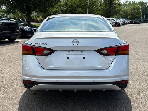 Silver 2023 Nissan Altima 2.5 S