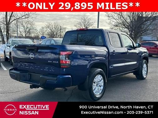 2023 Nissan Frontier SV