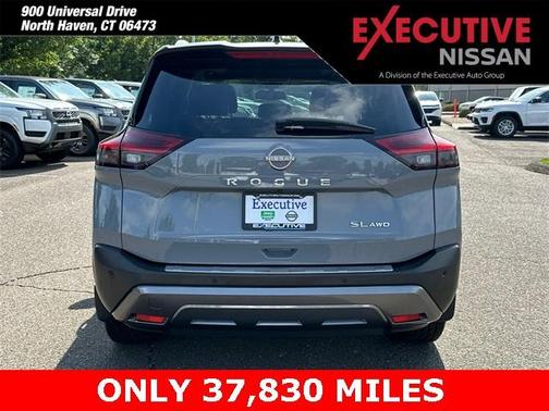 2022 Nissan Rogue SL