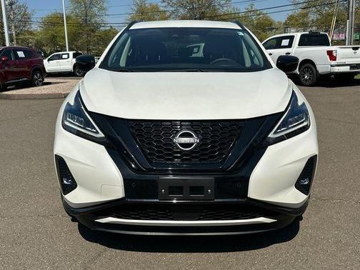 White 2024 Nissan Murano SV